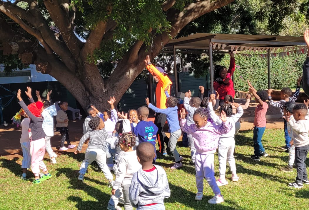 Avondale branch — children at play